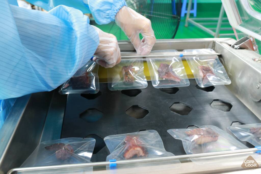 Dich vu bao quan thit lon gac bep carecook viet nam